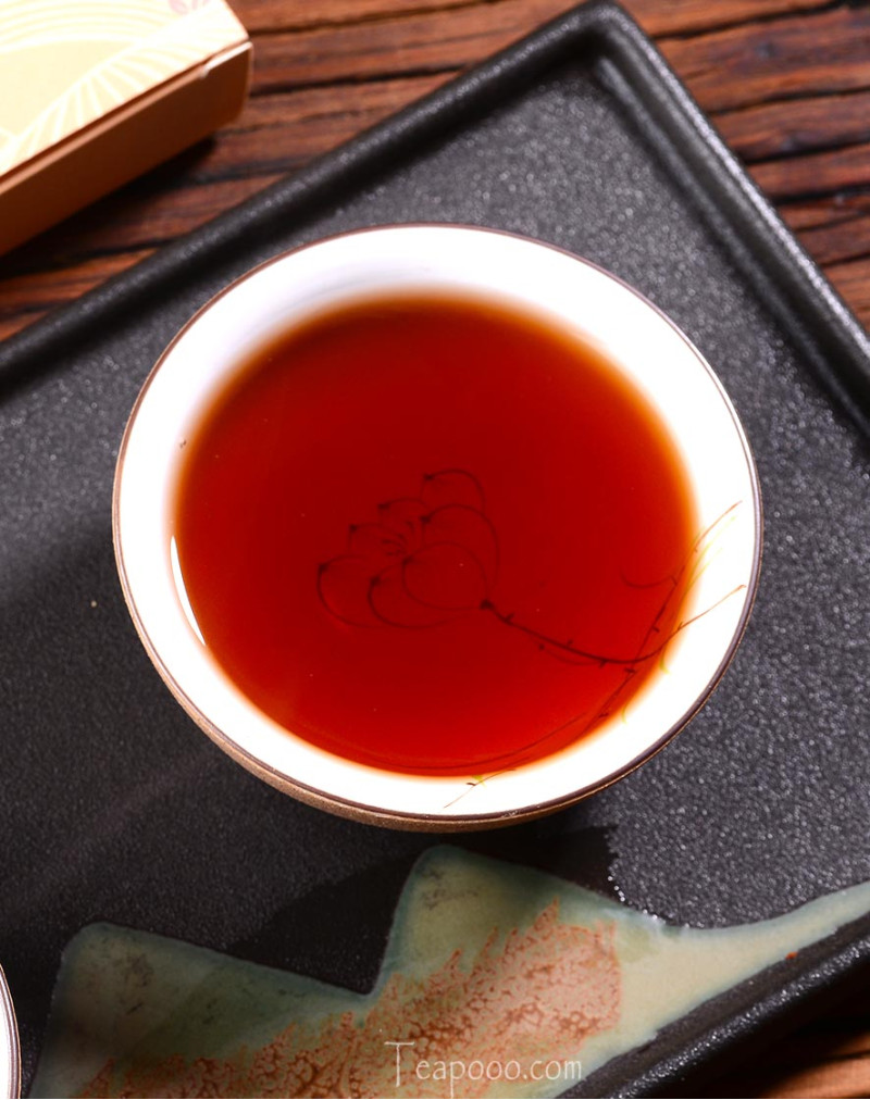 Bu Lang Mountain Ripe Pu-erh Tea Brick