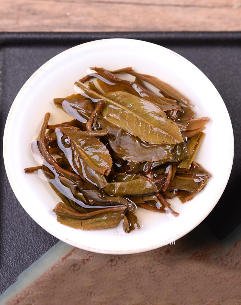 Jingmai Arbor Raw Pu-erh Ecological Tea Cake