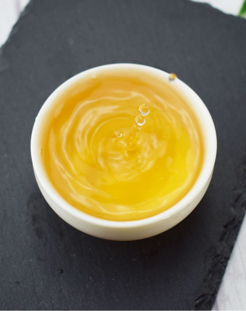White Peony (Bai Mu Dan) White Tea