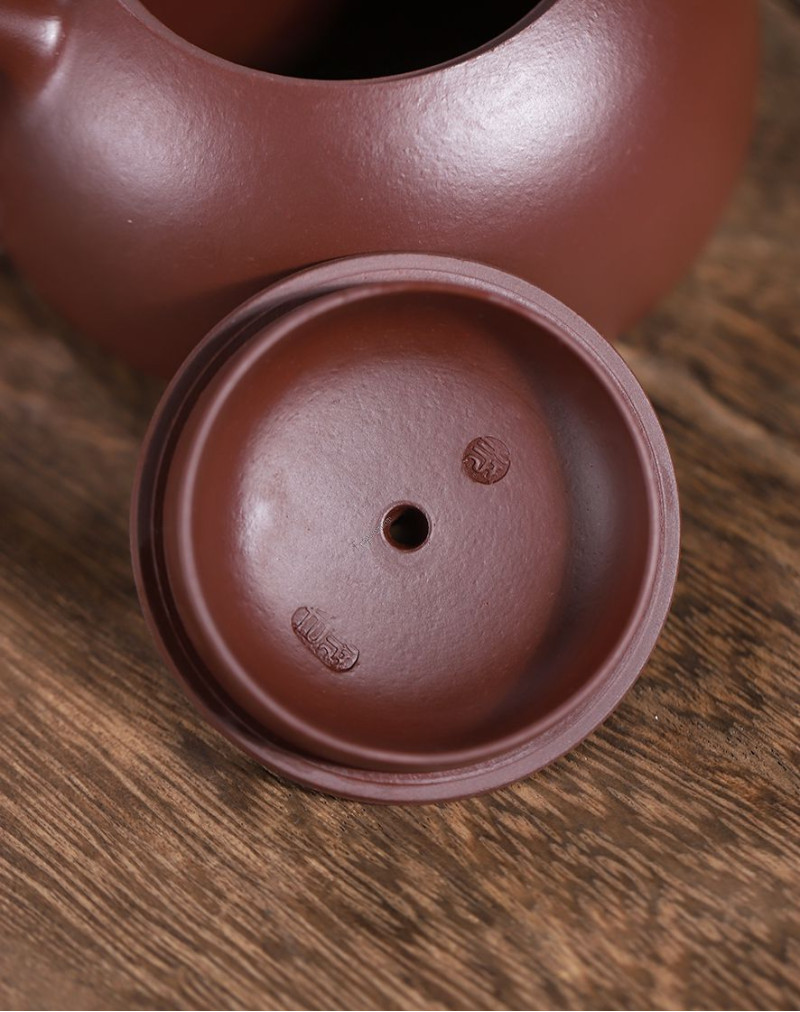  Classic Half-Moon-Shaped Purple Clay Tea Pot