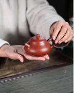 Elegant Da Hong Pao Red Clay Pear Tea Pot