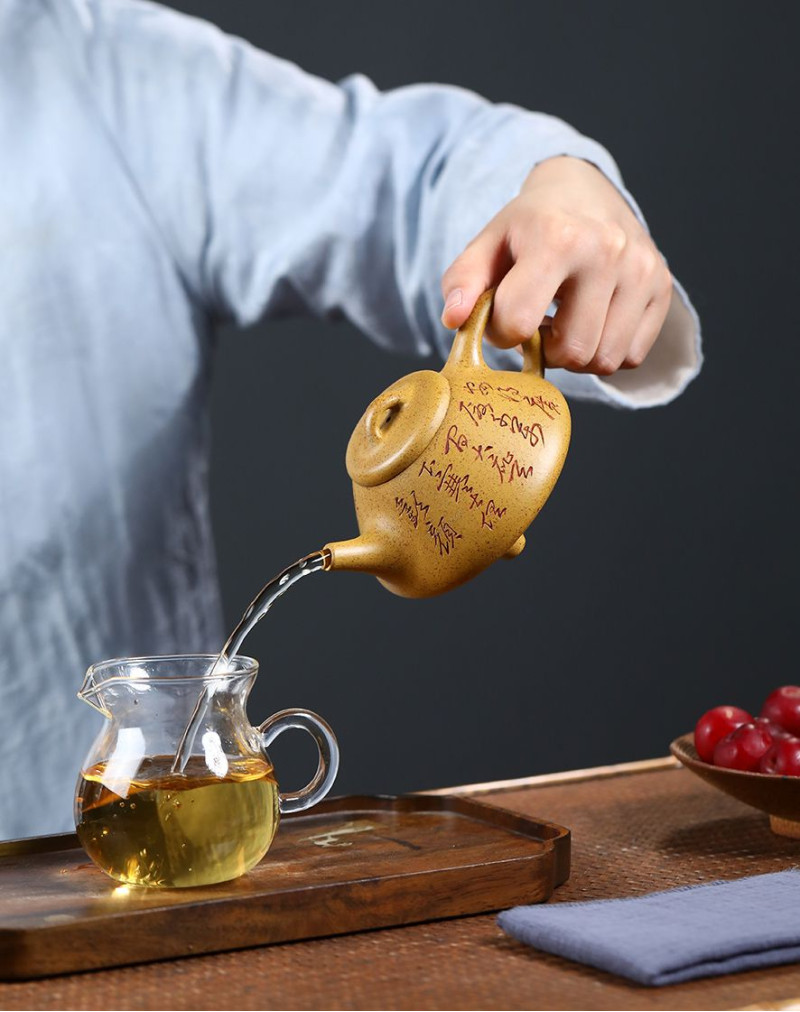 High-Temp Yellow Duan Ni Shi Piao Purple Clay Tea Pot