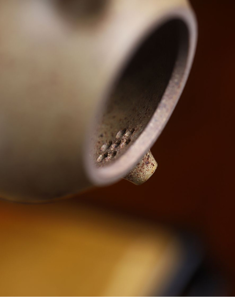 High-Temperature White Clay (Bai Duan) Wen Dan Pot