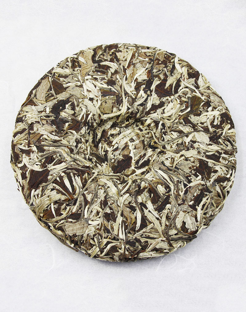 Moonlight White (Yue Guang Bai) Tea Cake
