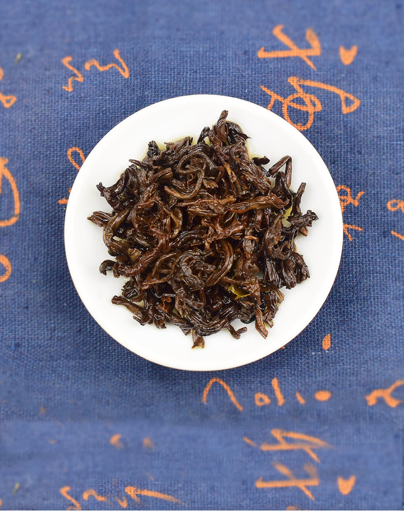 Organic Red Snail Black Tea