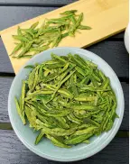 Long Jing Ming Qian Dragon Well Green Tea