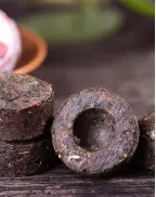 Meng Hai Nuomi Xiang (Glutinous rice fragrance) Mini Ripe Puerh Tuocha