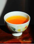 Yun Nan Dian Hong Jin Zhen Golden Needle Black Tea