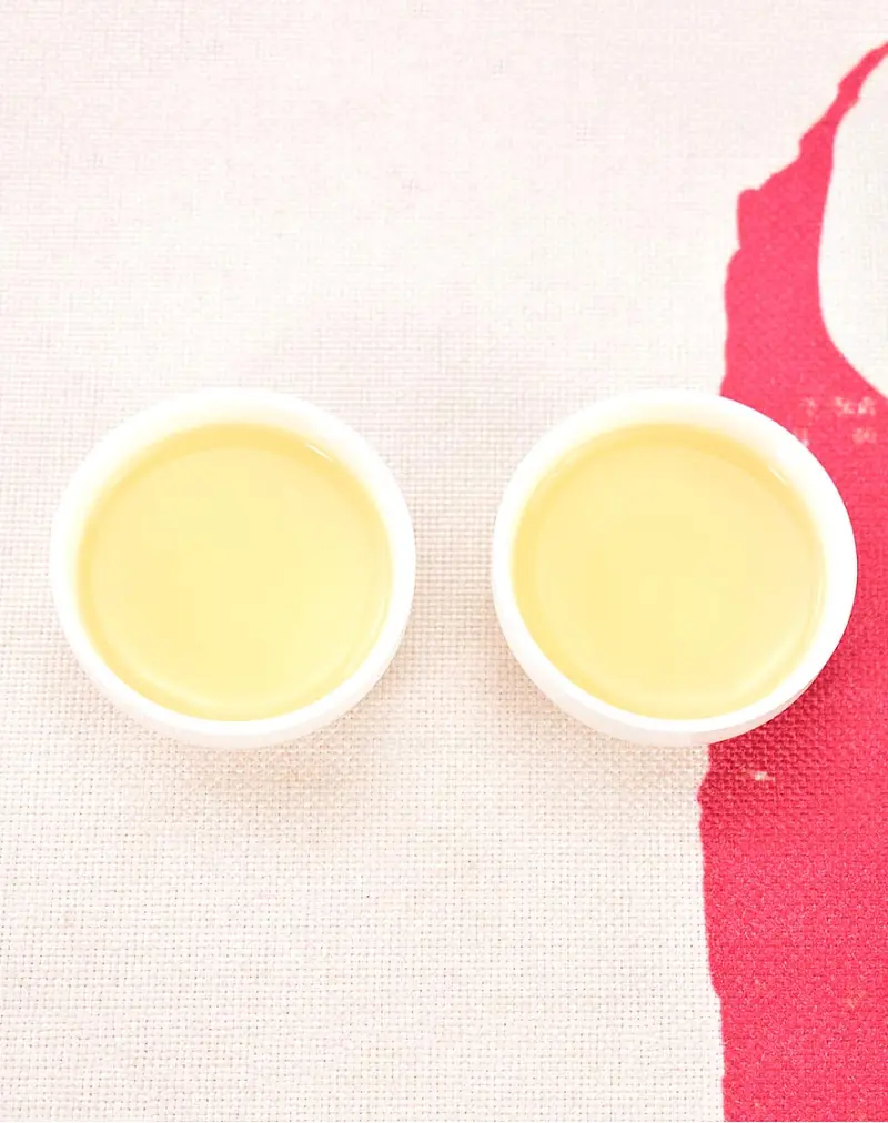  "Duck Shit Scent" Ya Shi Xiang Dan Cong Oolong Tea